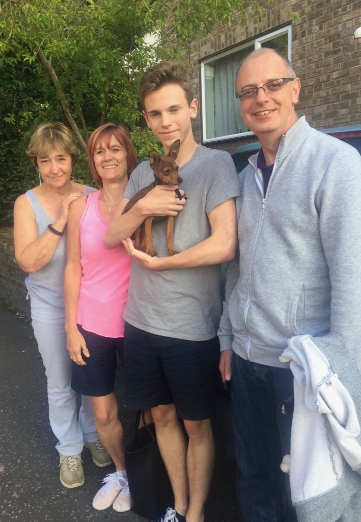 Dot, Jane Redgrave, Archie Redgrave with Bear, John Redgrave – outside 22 Aspland Road.